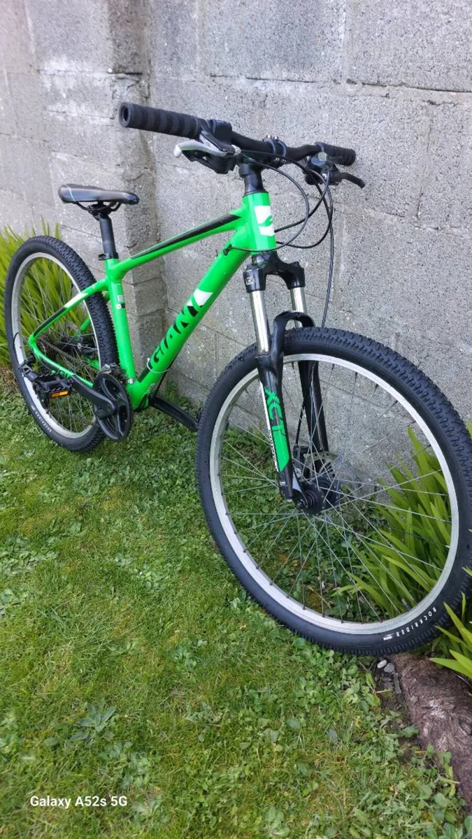 Giant ATX Men's/Kids Mountain bike - Size Small/16 - Image 4