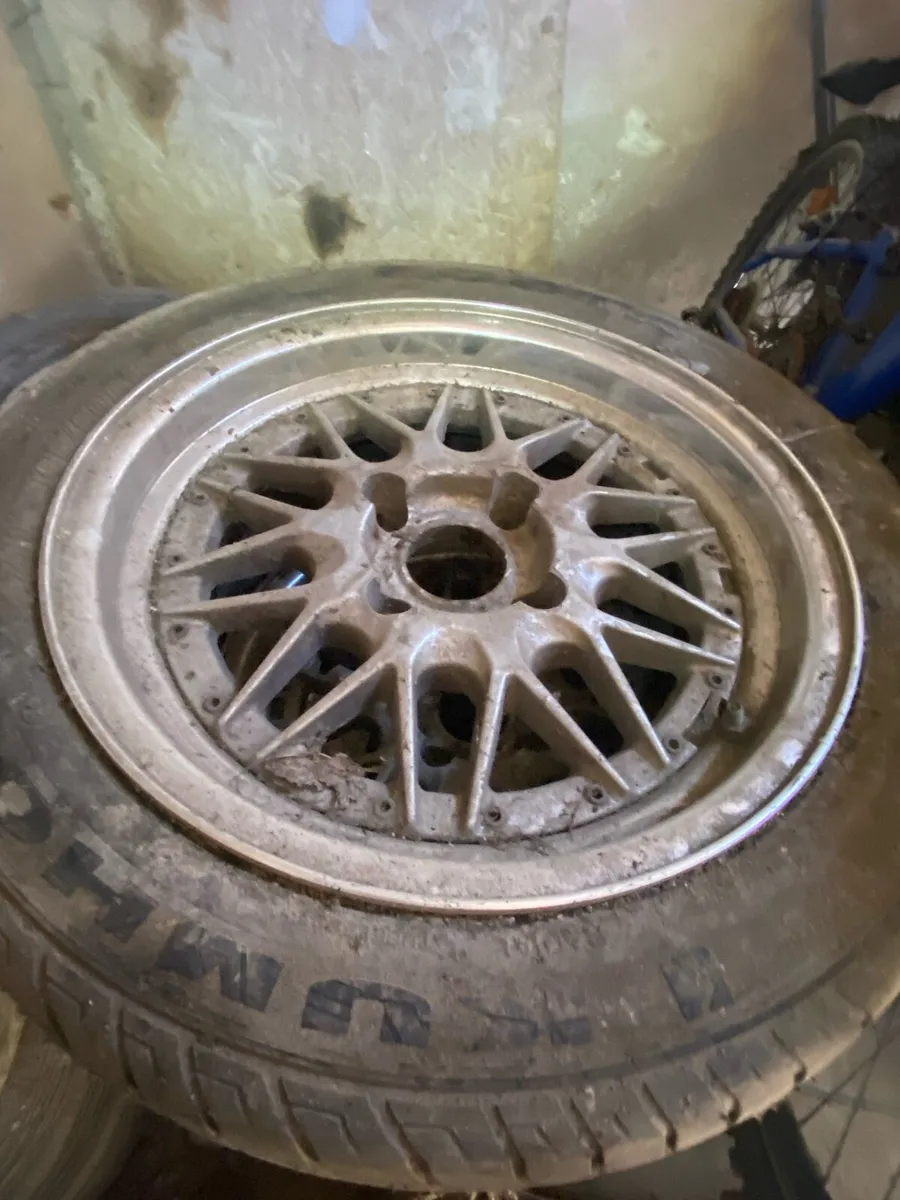 Various car parts - Image 3