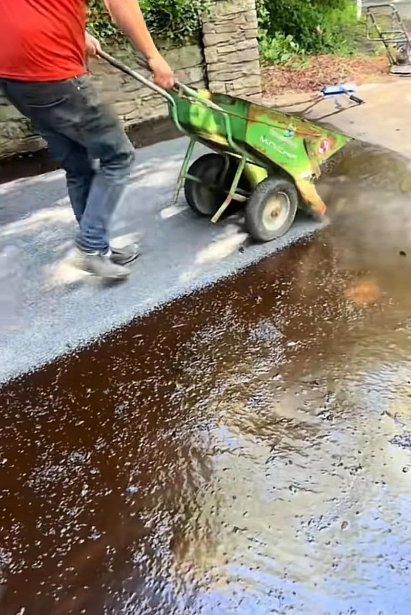 Tar and chip driveways - Image 1