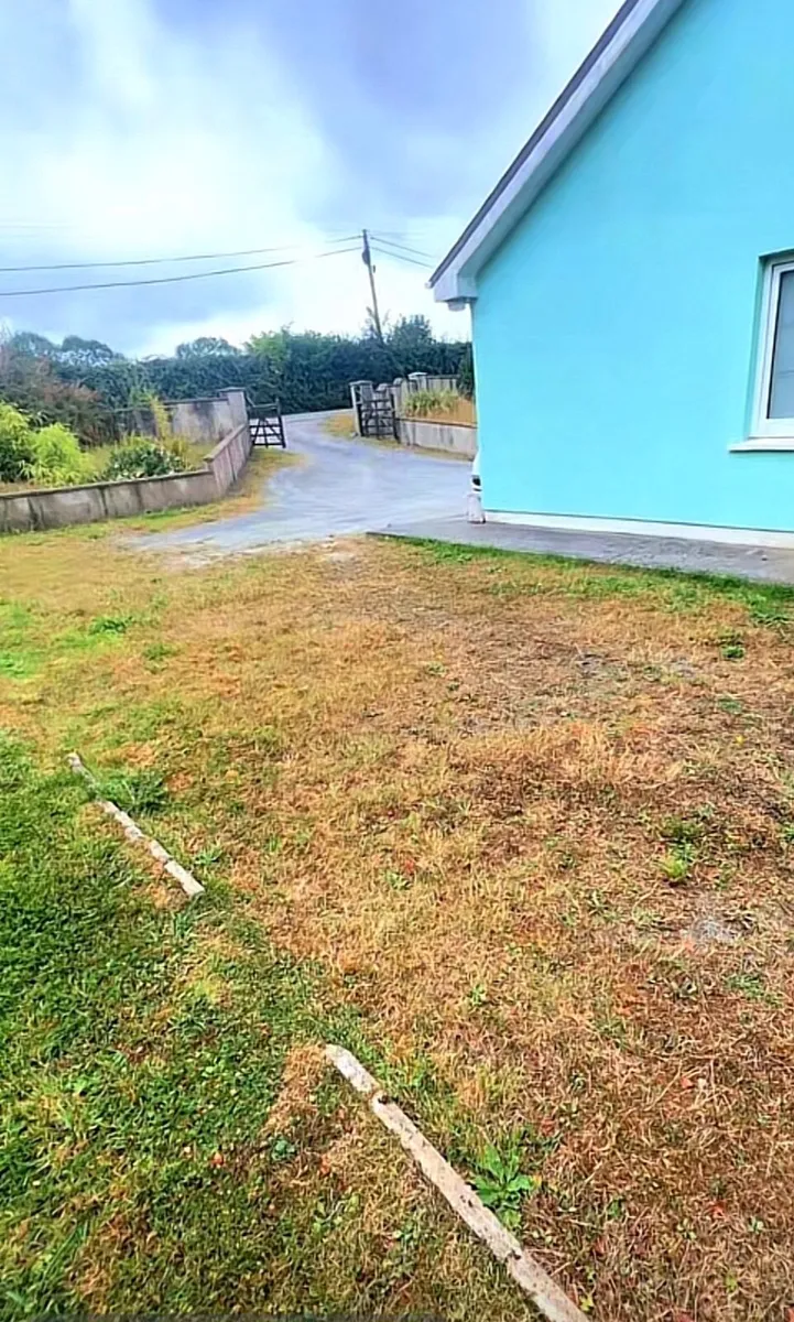 Tar and chip driveways - Image 3