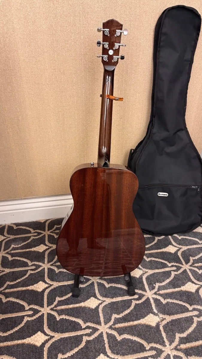 Fender Acoustic guitar - Image 2