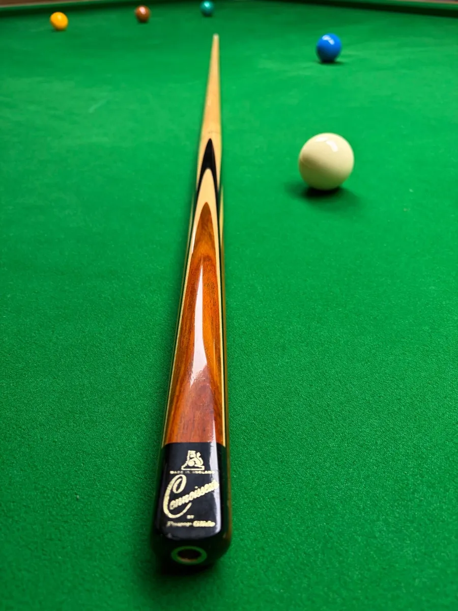 Power Glide Connis Snooker cue  57.5" 9.4mm