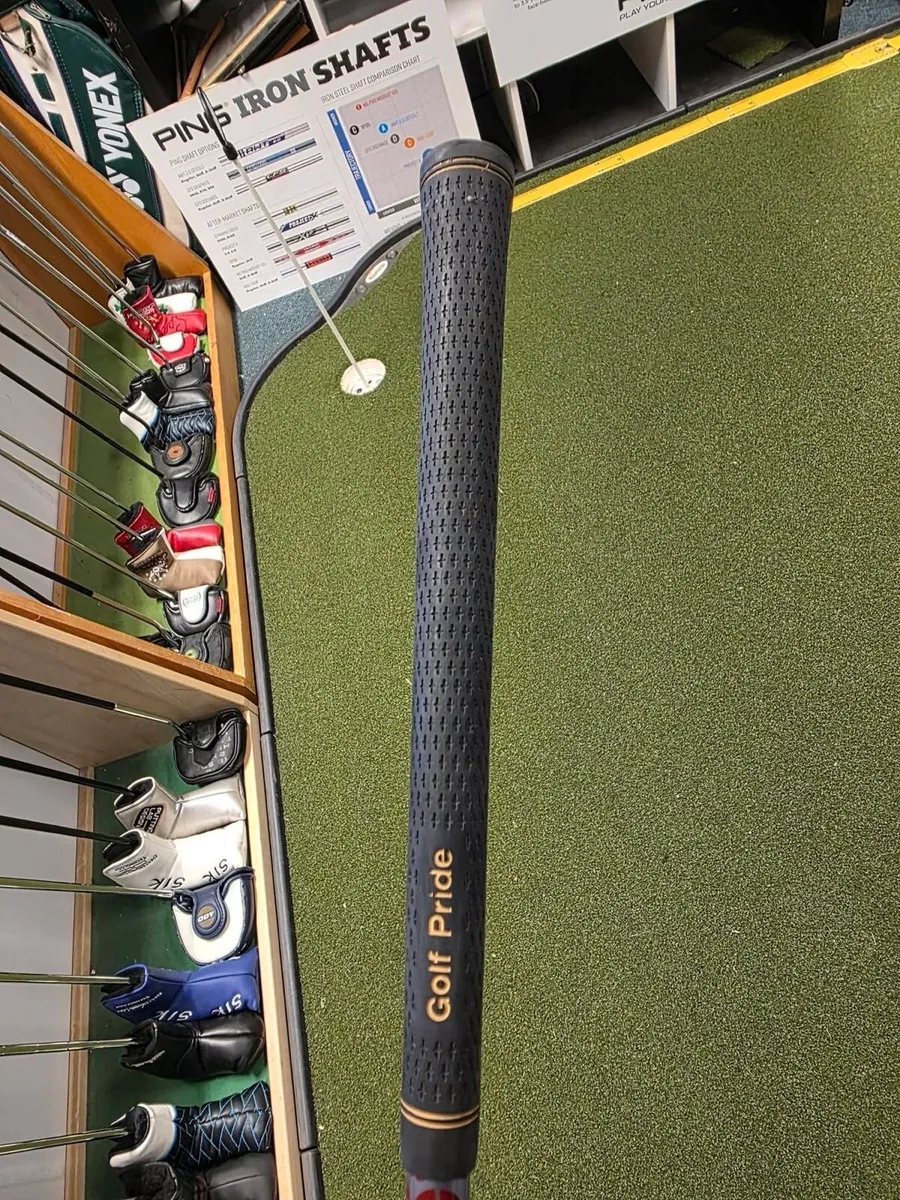 Wilson Deep Red 3 Hybrid - Image 4