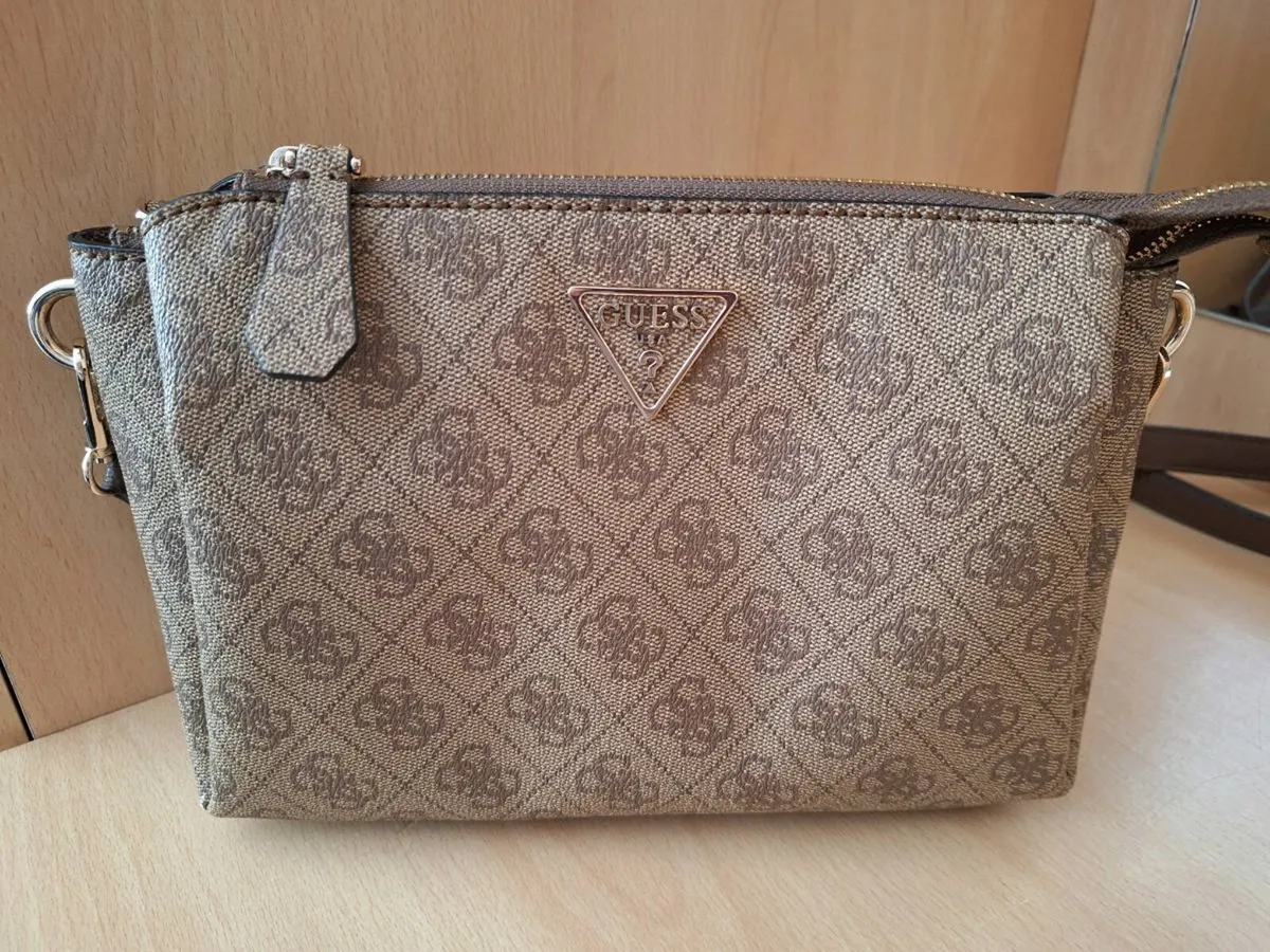 GUESS crossbody bag + wallet wristlet - Image 1