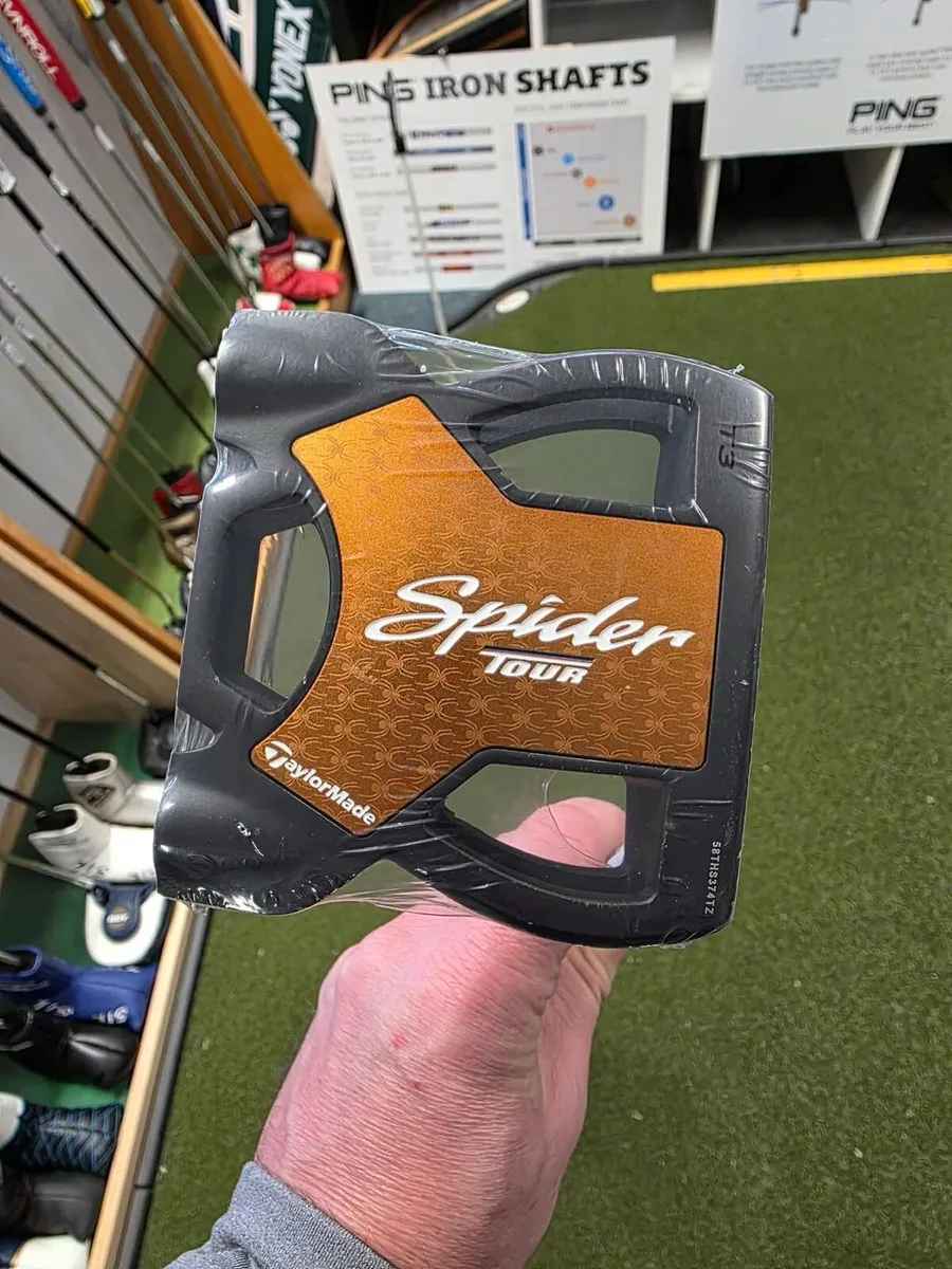 Brand New Taylormade Spider Tour Putter - Image 1
