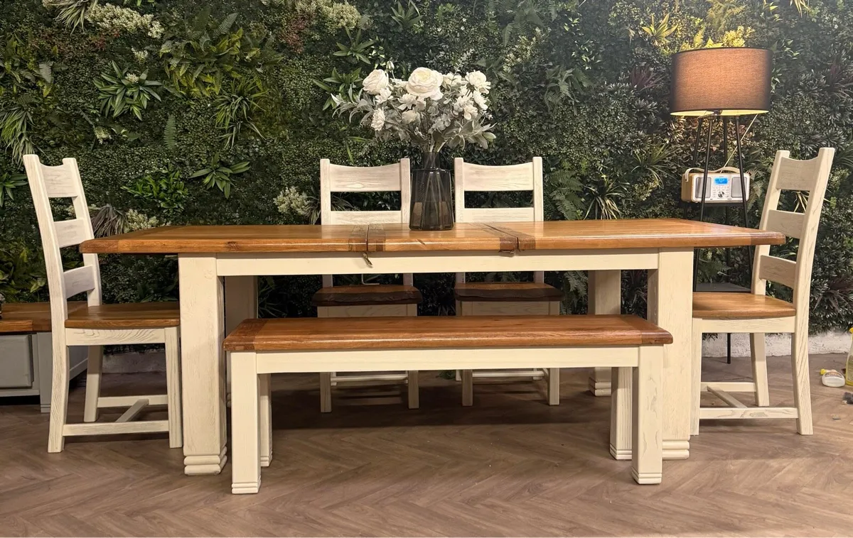 Extending oak kitchen table, 4 chairs & bench - Image 1