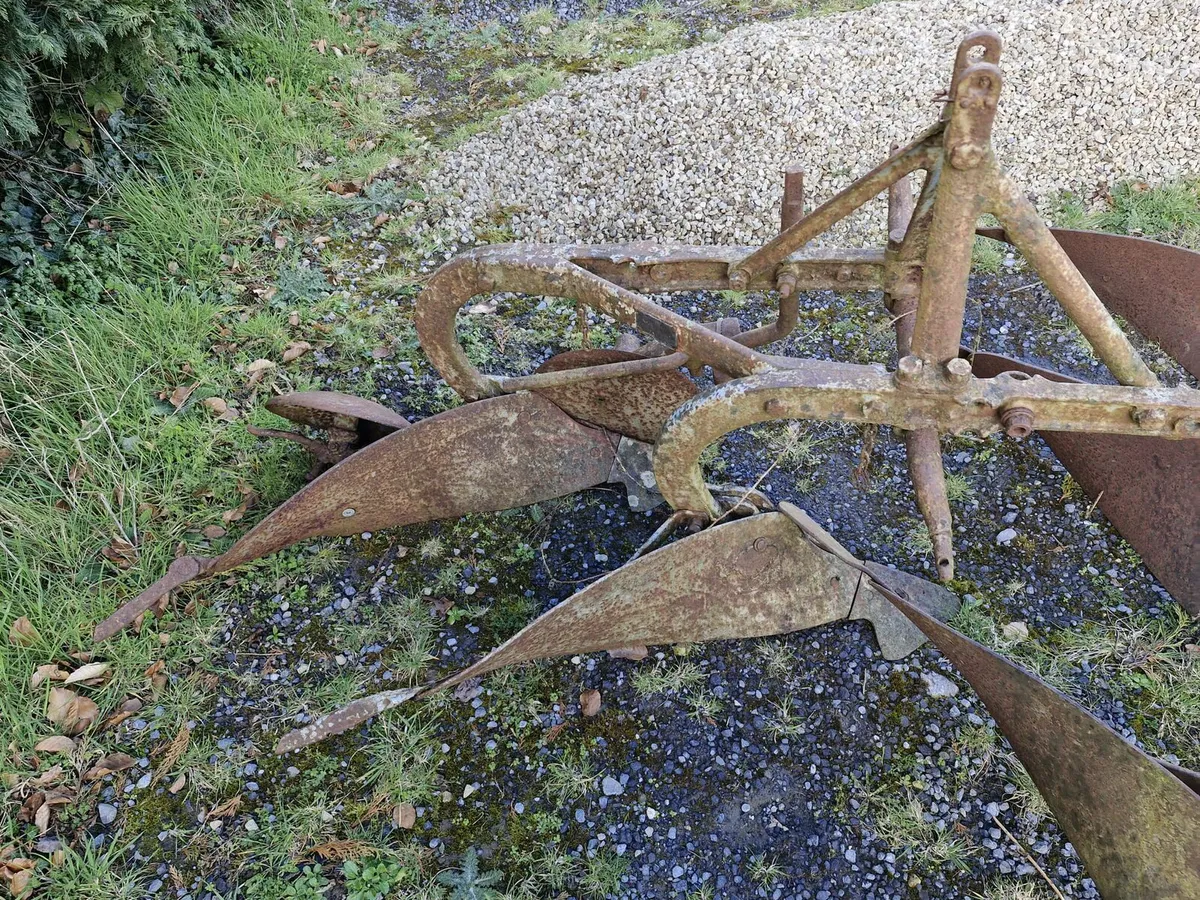 Ferguson 3 Furrow Plough - Image 3
