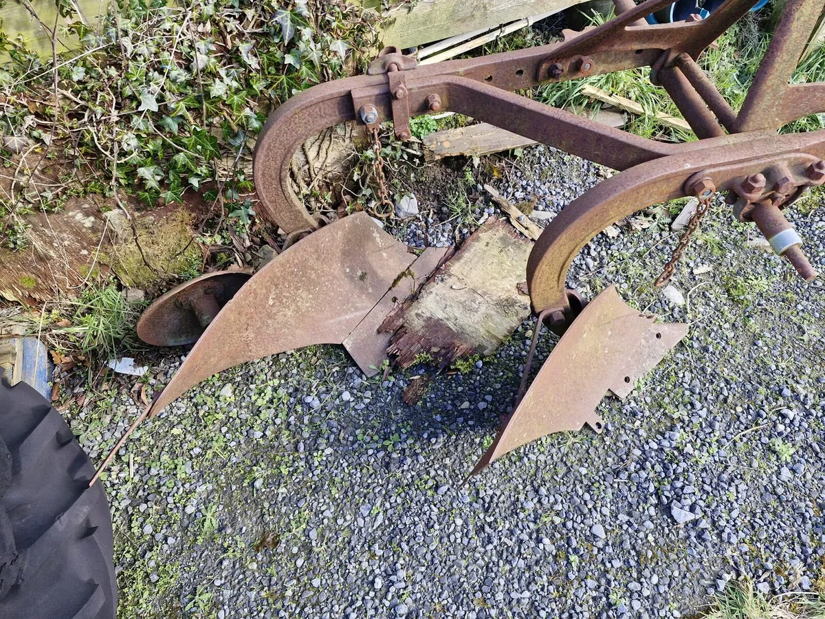 Ferguson 3 Furrow Plough - Image 4