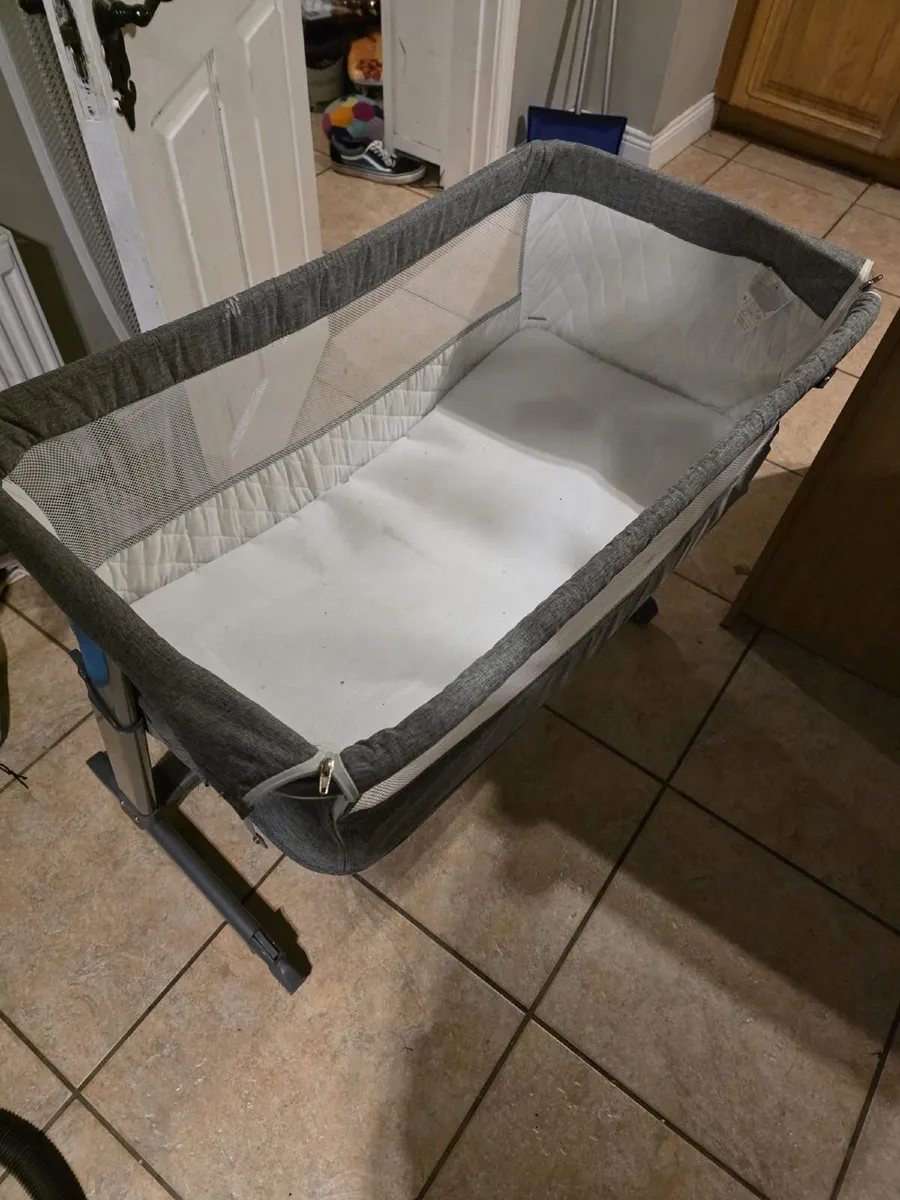 Babylo next to me cot - Image 2