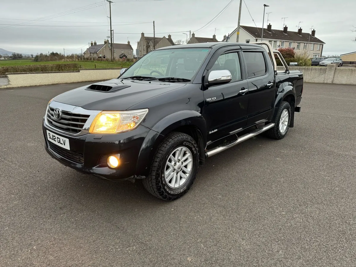 Toyota Hilux 3.0l invincible 2012 - Image 1