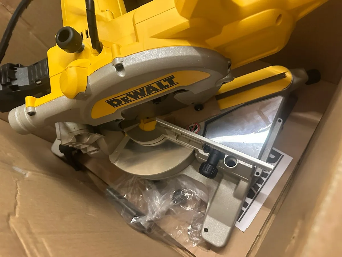 Dewalt brand new never used - Image 1