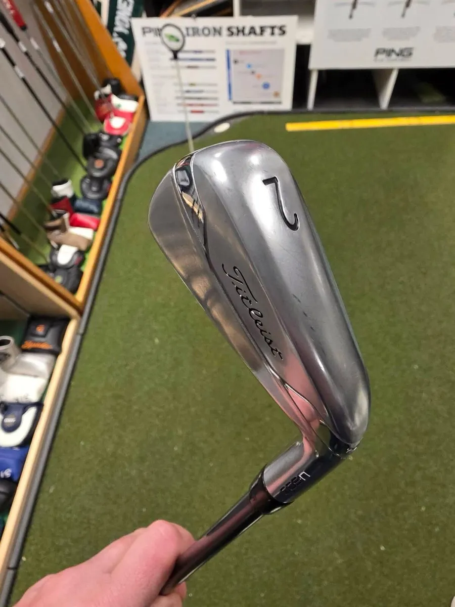 Titleist u500 Forged 2 Iron - Image 2
