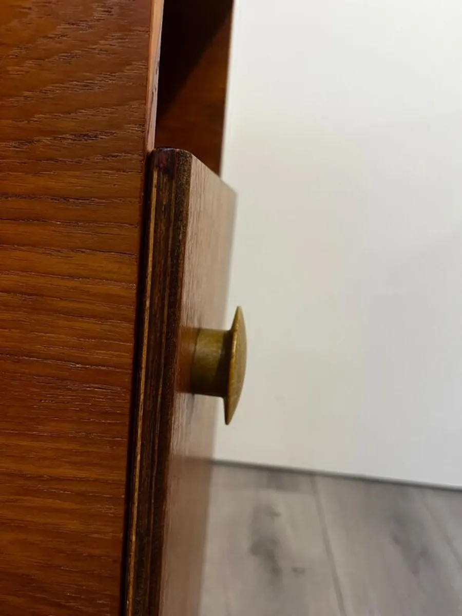 Mid-Century / Vintage Mahogany effect Side Table / Cabinet / Dresser - Image 4