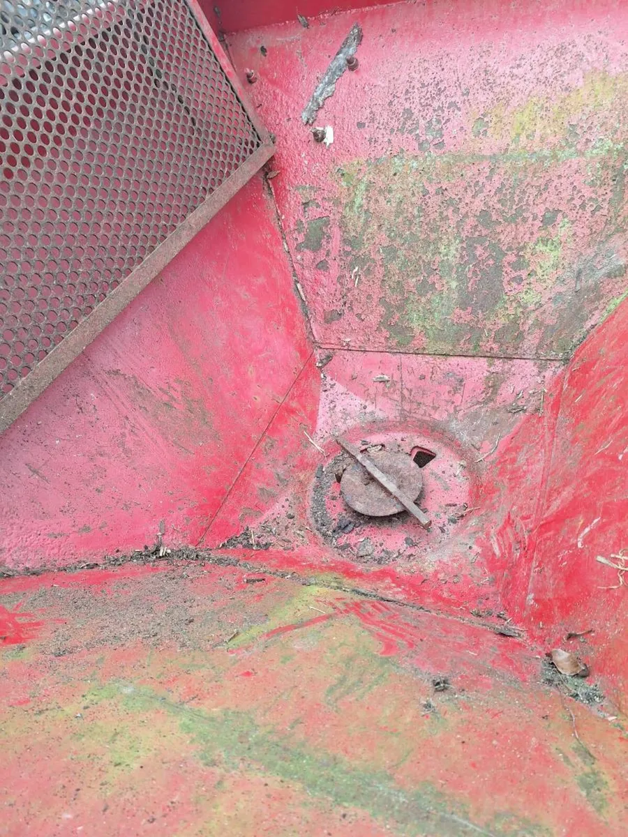 Fertiliser spreaders - Image 4