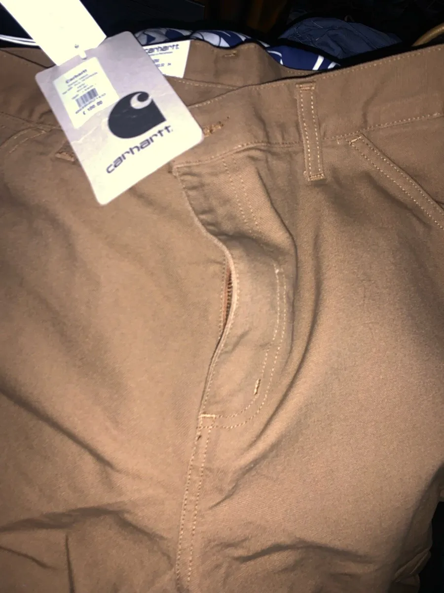 Carhartt  pant new w34 - Image 3