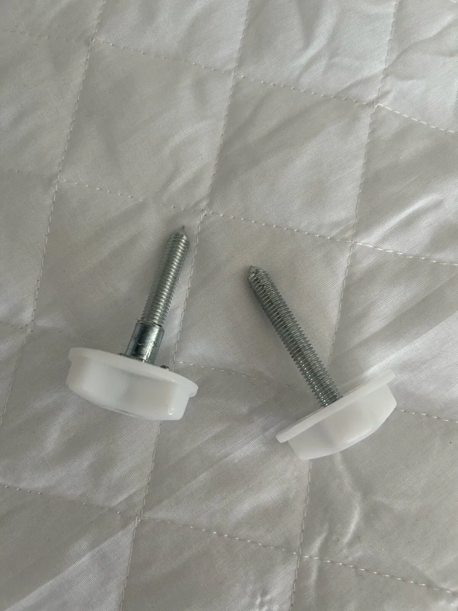 Head bored - Image 3