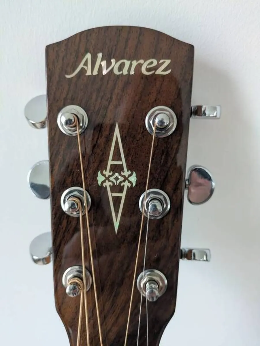 Alvarez AD66ceshb guitar - Image 3