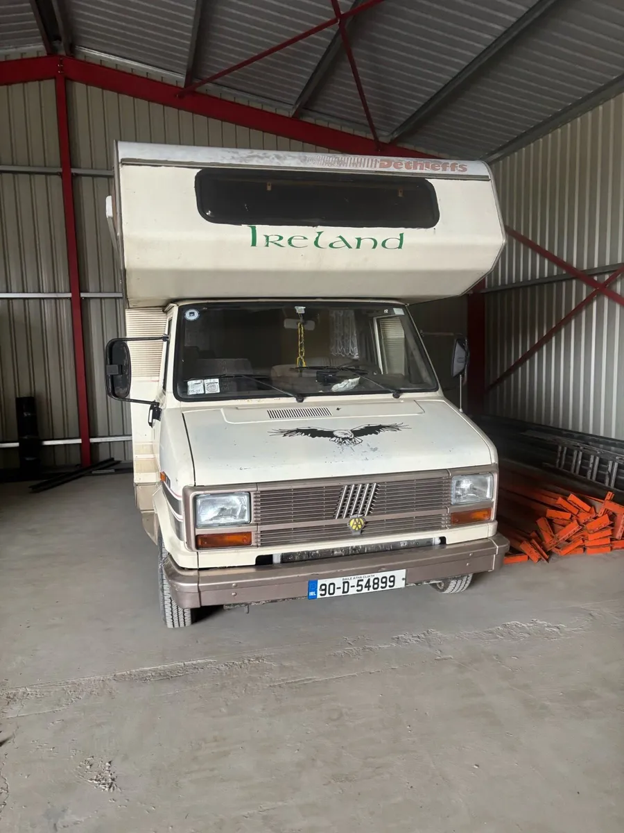 Camper - Image 1