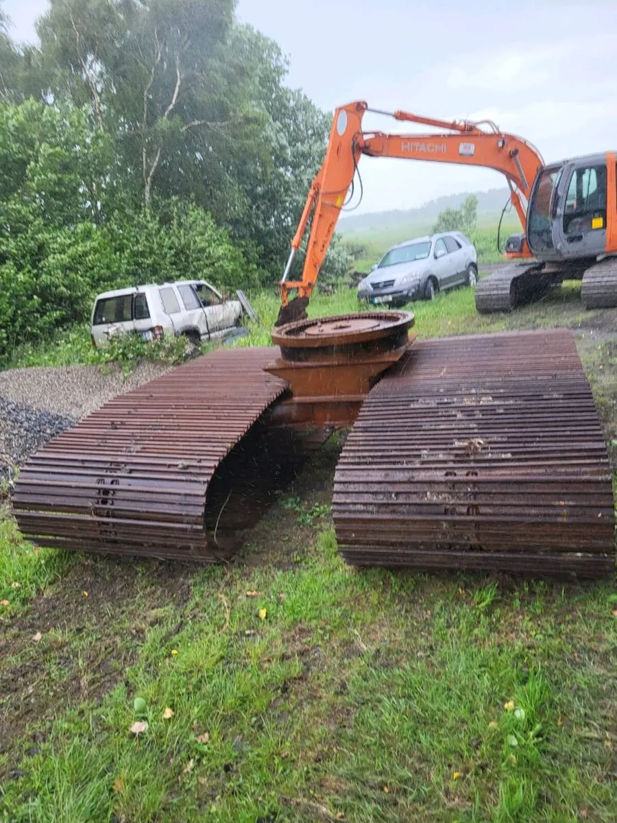 Under carriage for track machine - Image 2