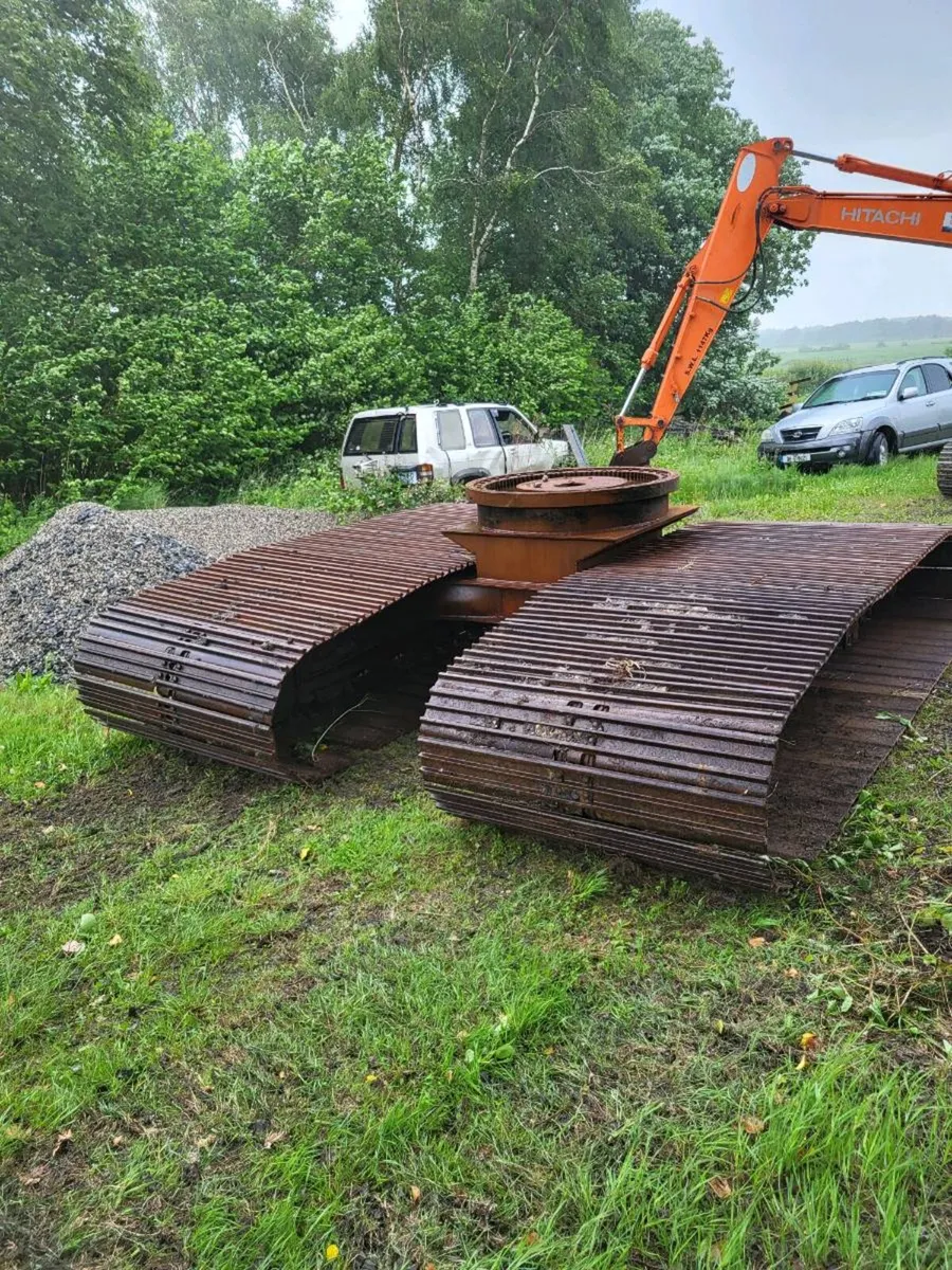 Under carriage for track machine - Image 3