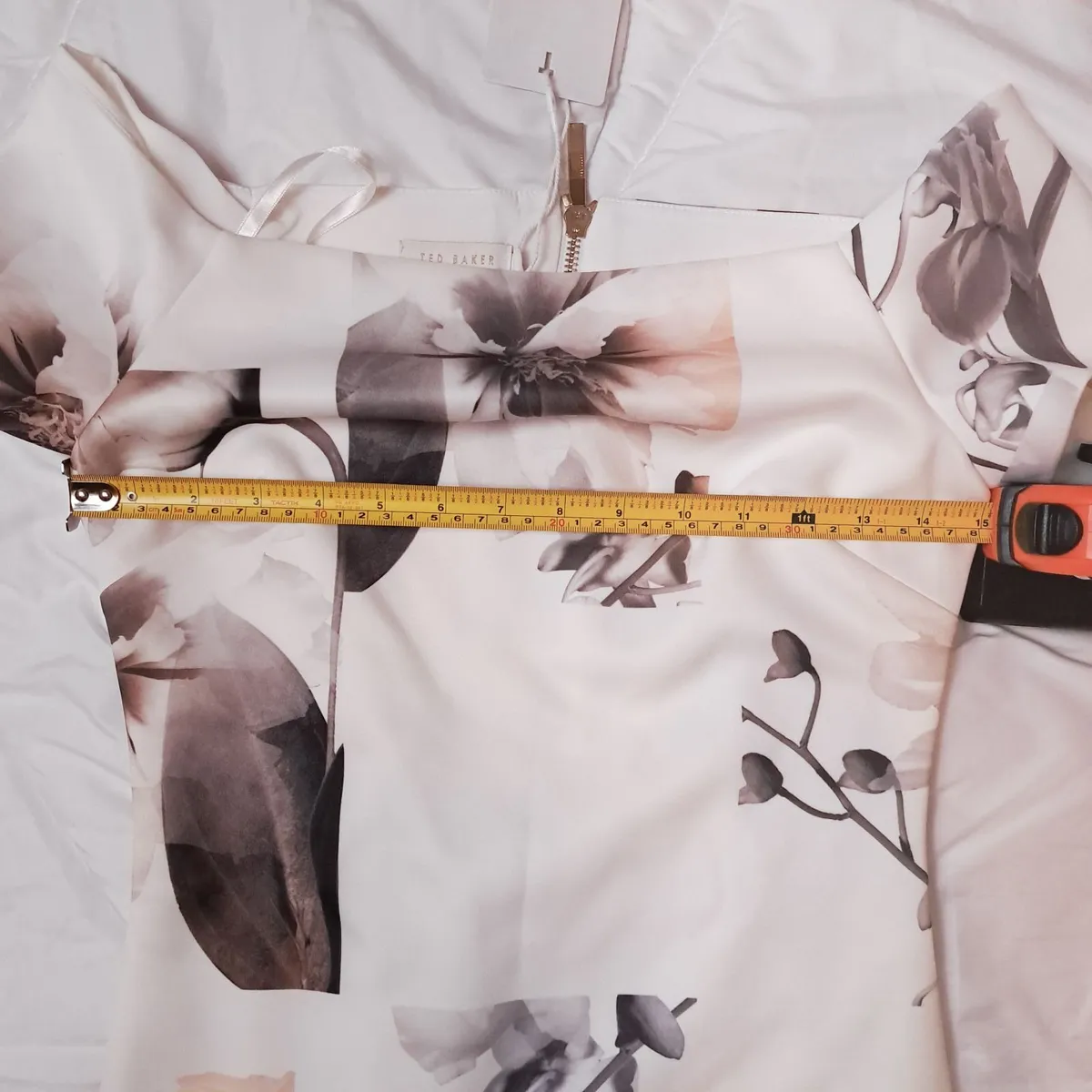 Ted Baker White Floral Bodycon Bardot Dress M/L - Image 4