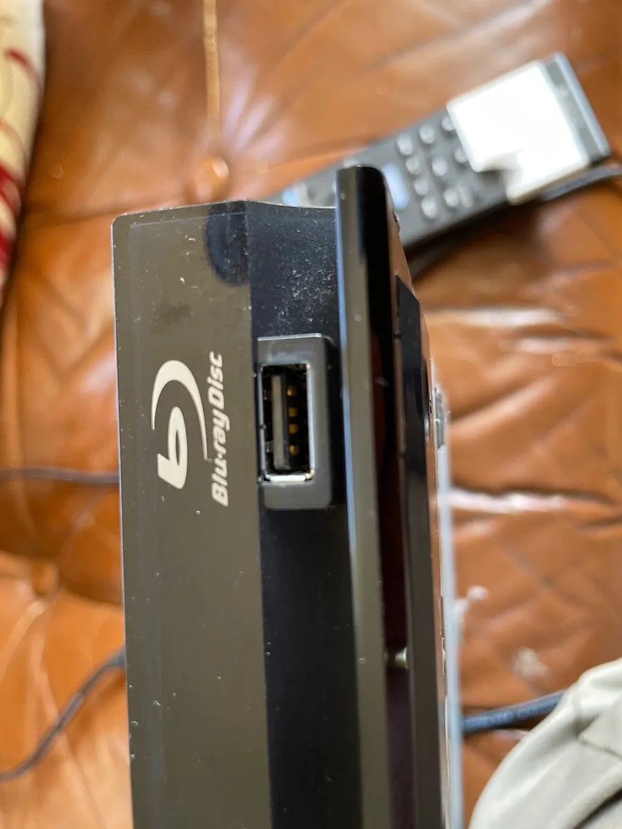 Blue Ray DVD player - Image 1