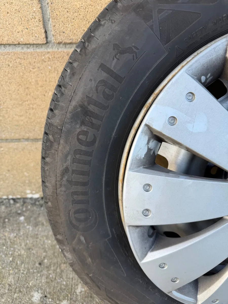 Open combo Wheels with tyres - Image 3