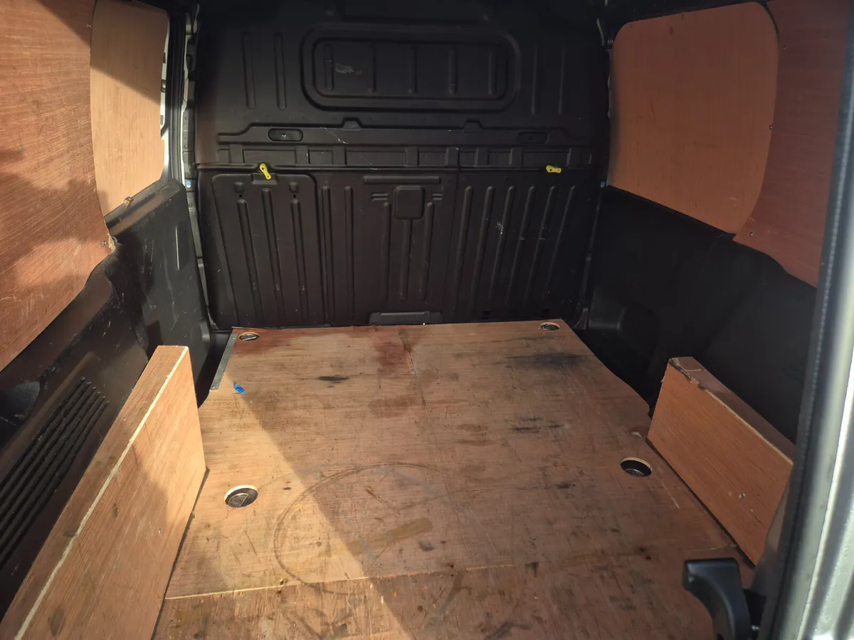 Peugeot Partner 1.5 - Image 3