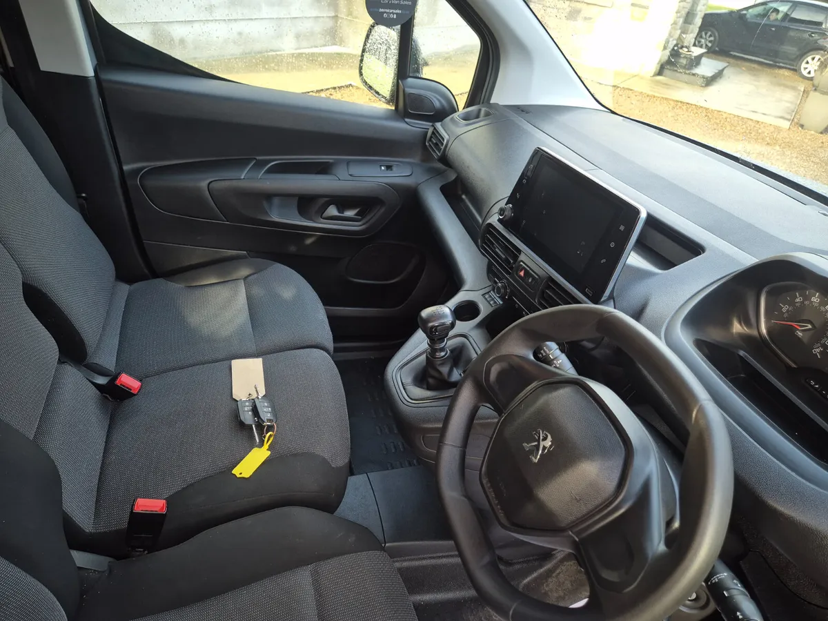 Peugeot Partner 1.5 - Image 2