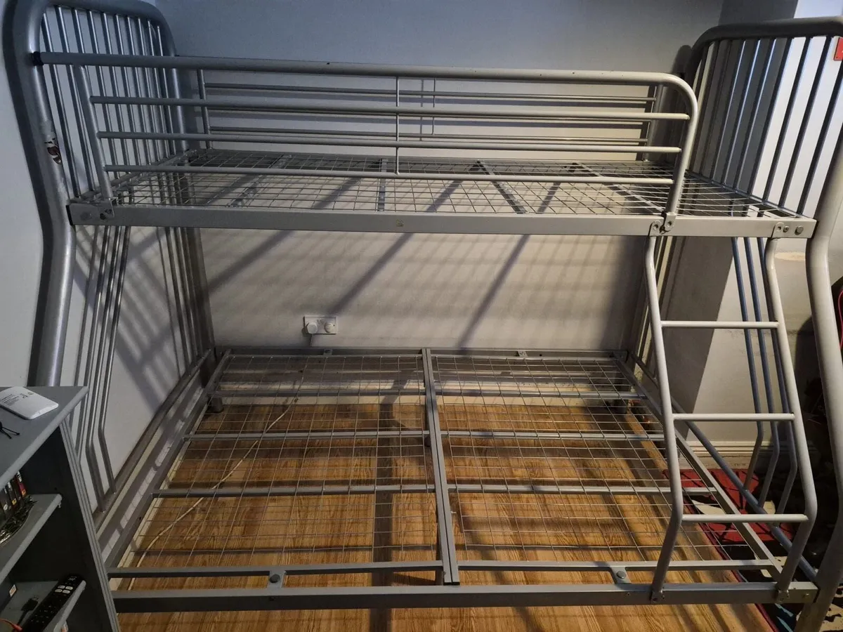 bunk bed metal frame - Image 1