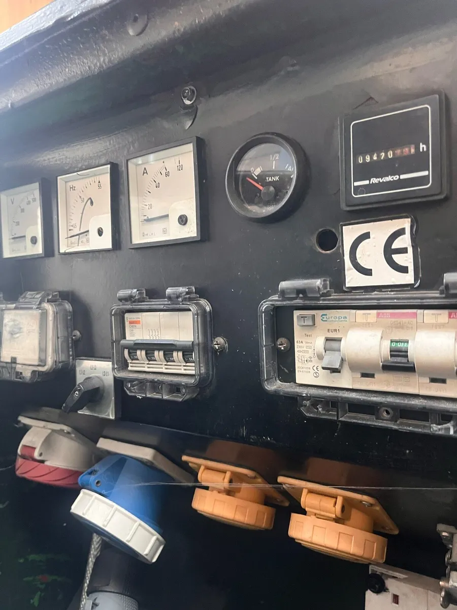 John deer diesel 40kw generator - Image 1