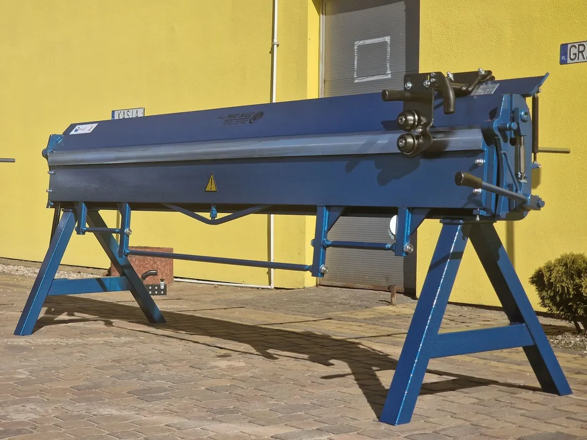 Sheet metal folder 3m-1mm of steel 560KG Strong! - Image 1