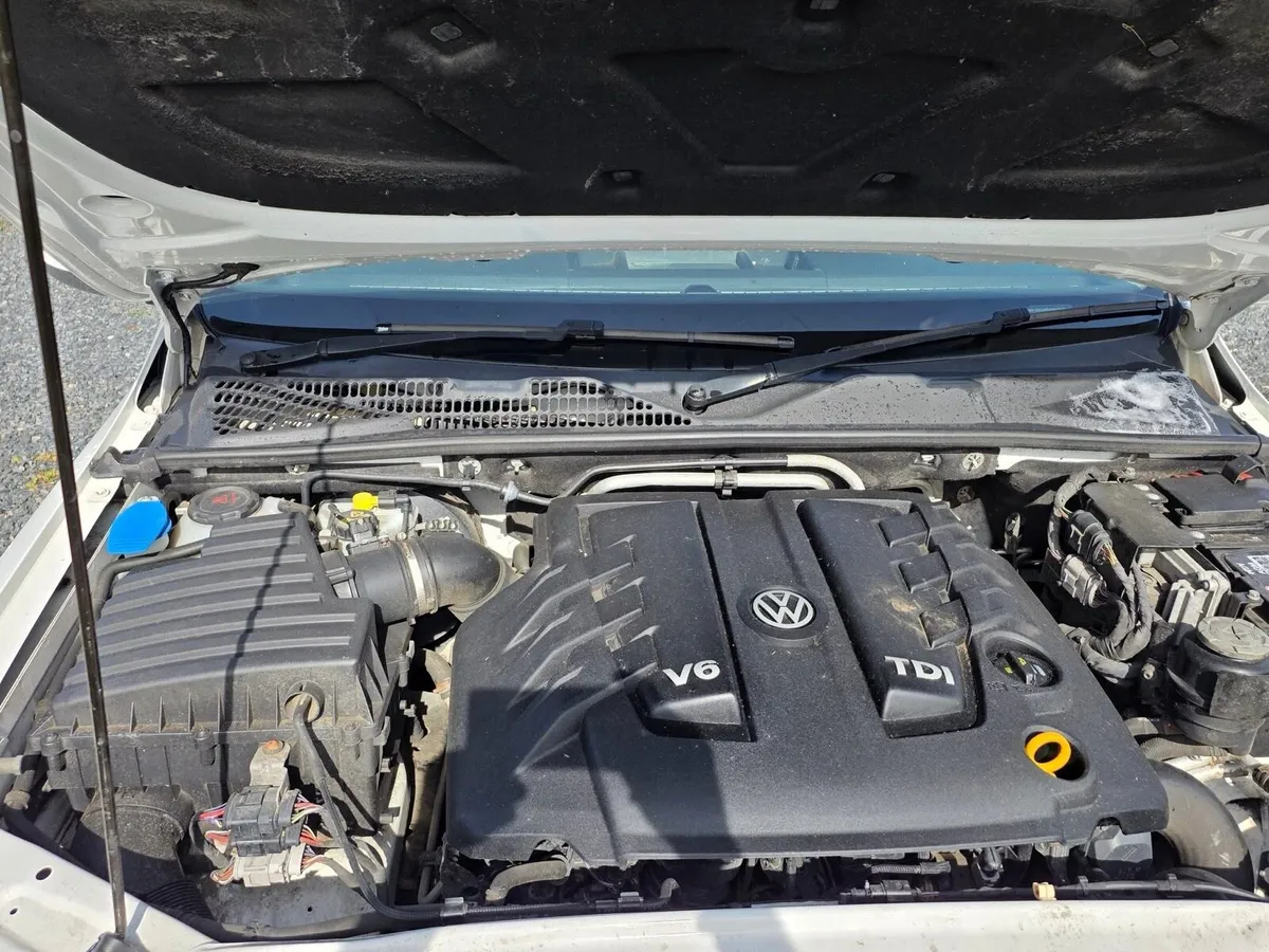 2020 VW Amarok V6, 8 speed automatic - Image 4