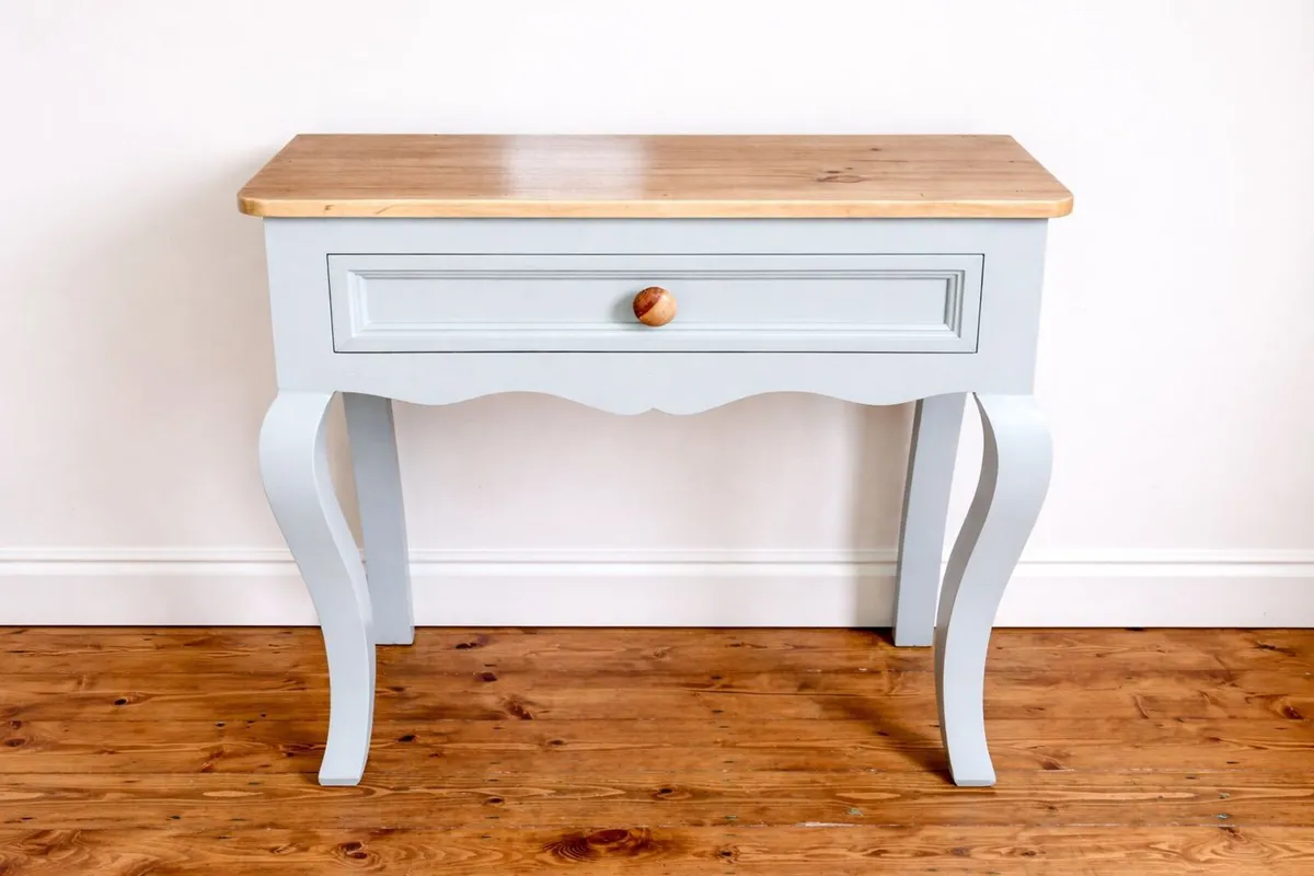 Rustic/Farmhouse Type Console/Side Table