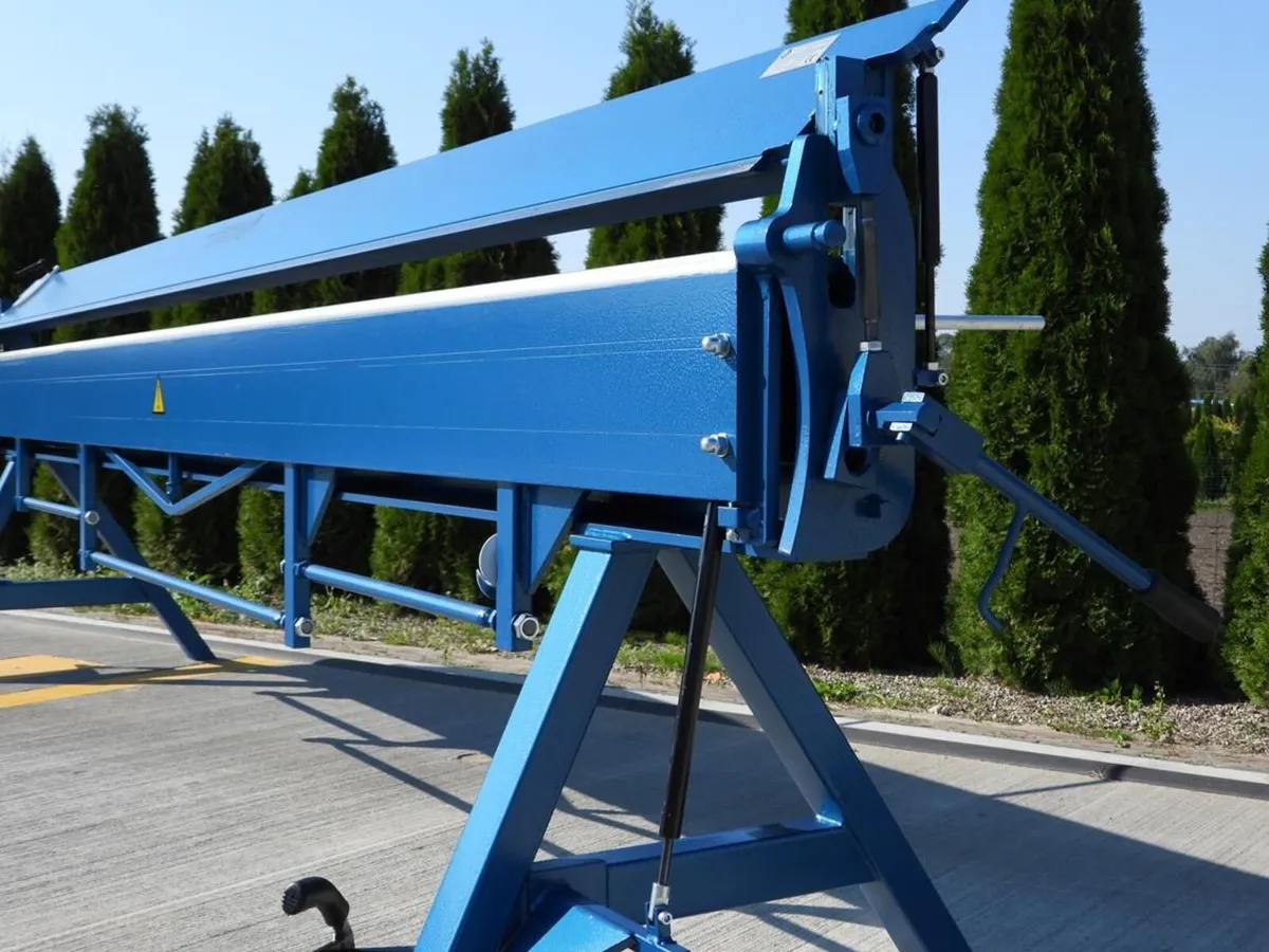 4m sheet metal folder, press brake bending machine - Image 4
