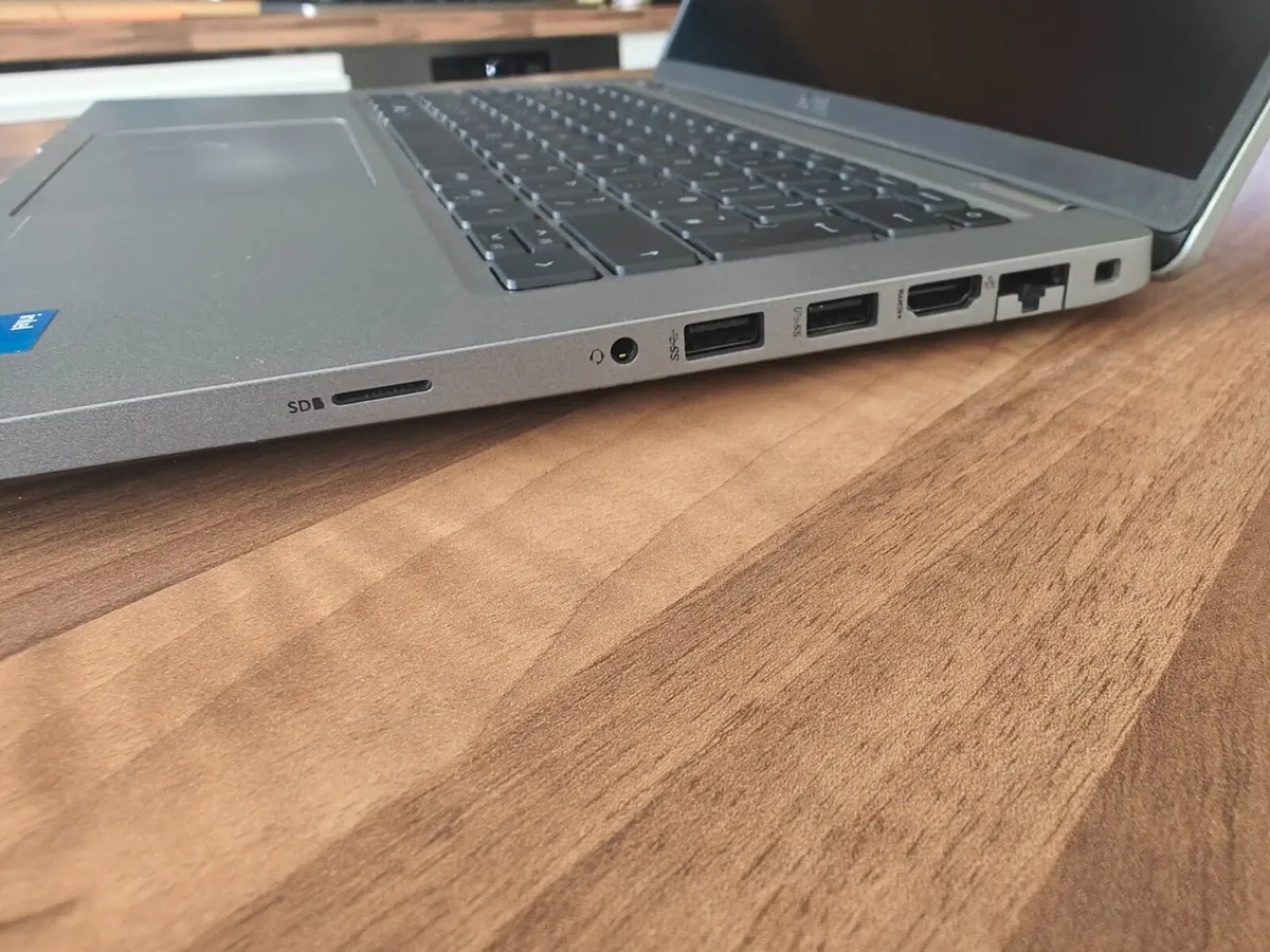 Mega Dell Latitude 5420 | i5 (11th gen) | 16GB - Image 4
