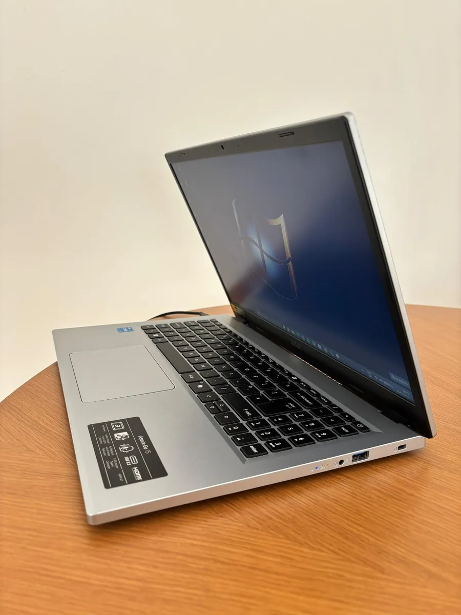 Acer Aspire Go (i5 / 8GB / 512GB) – Excellent - Image 1