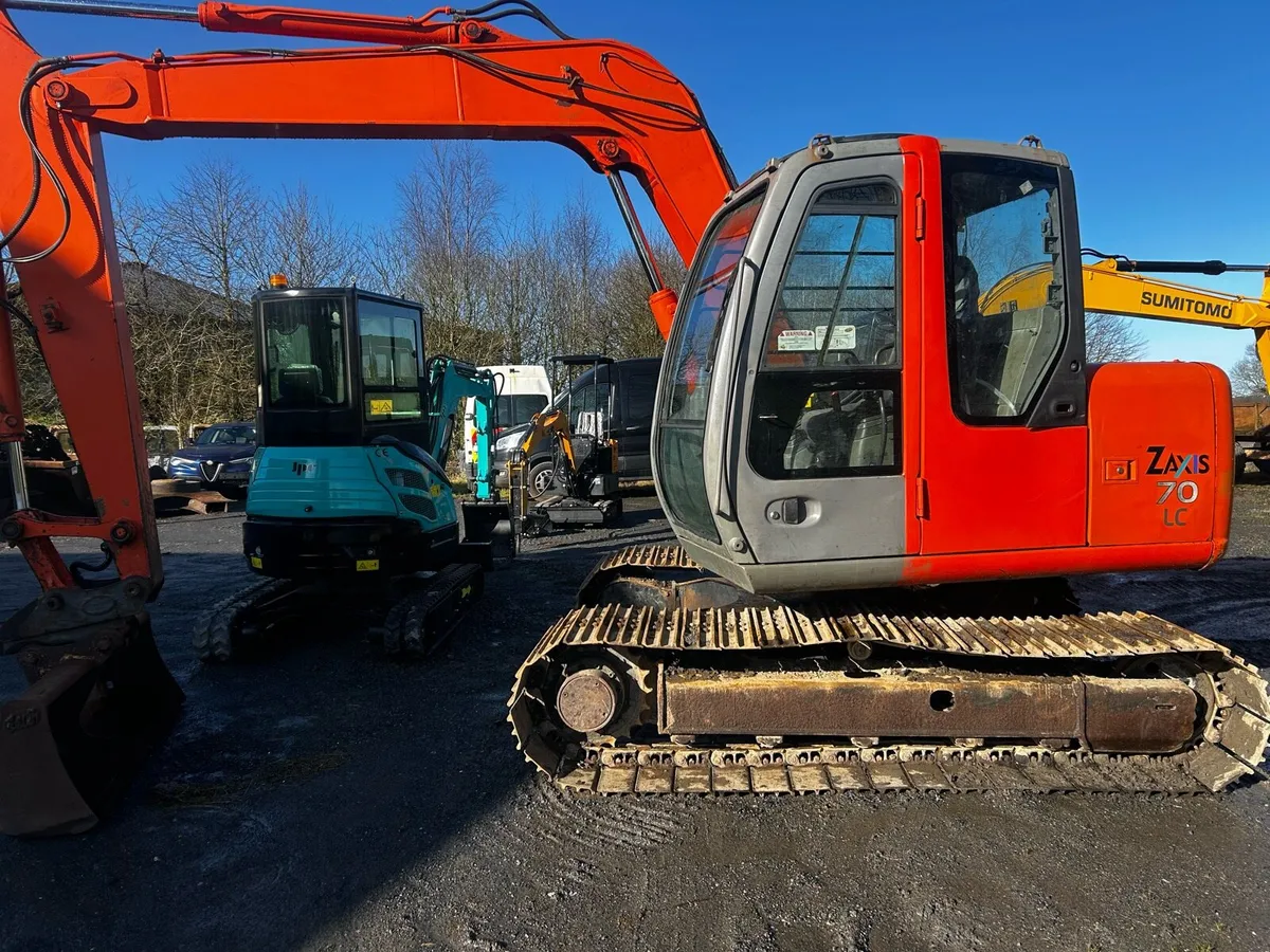 Hitachi ZX70 - Image 1