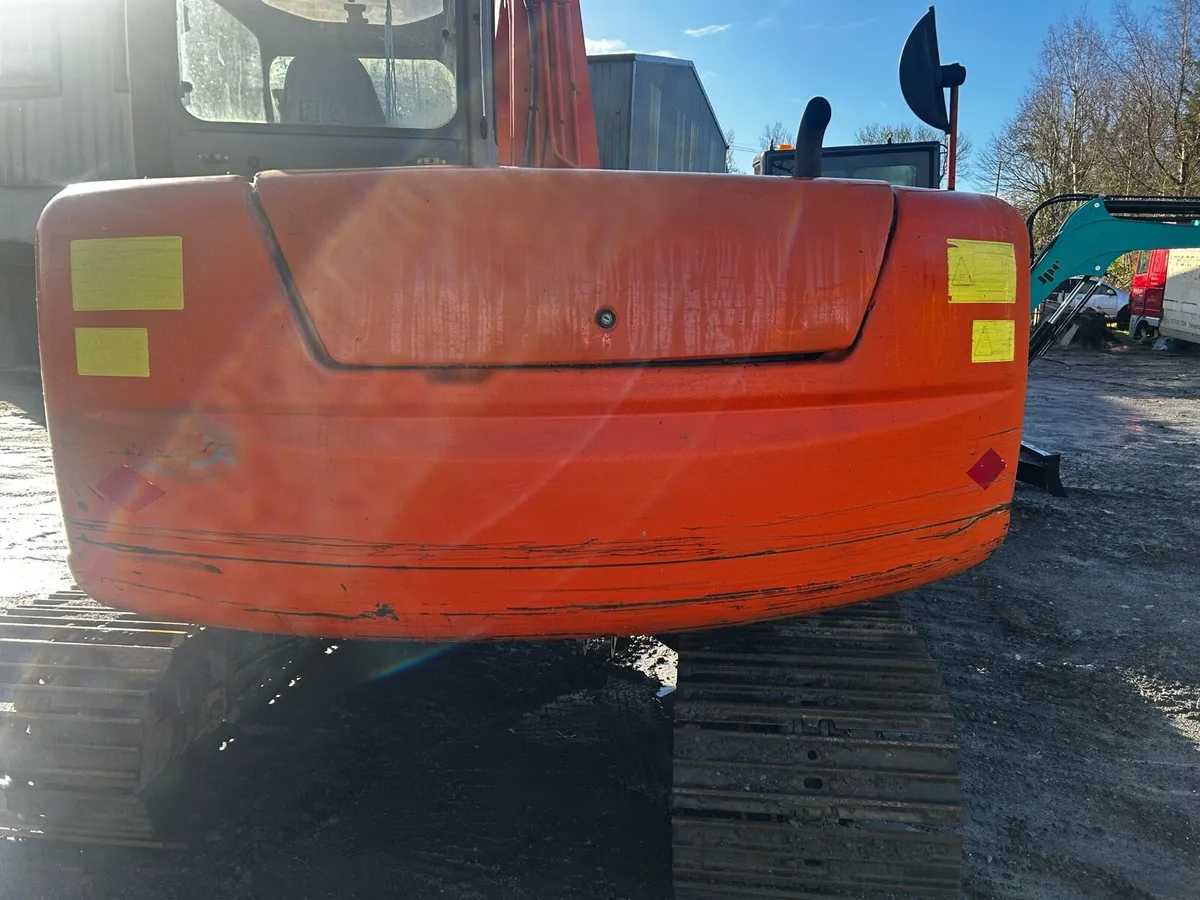 Hitachi ZX70 - Image 2