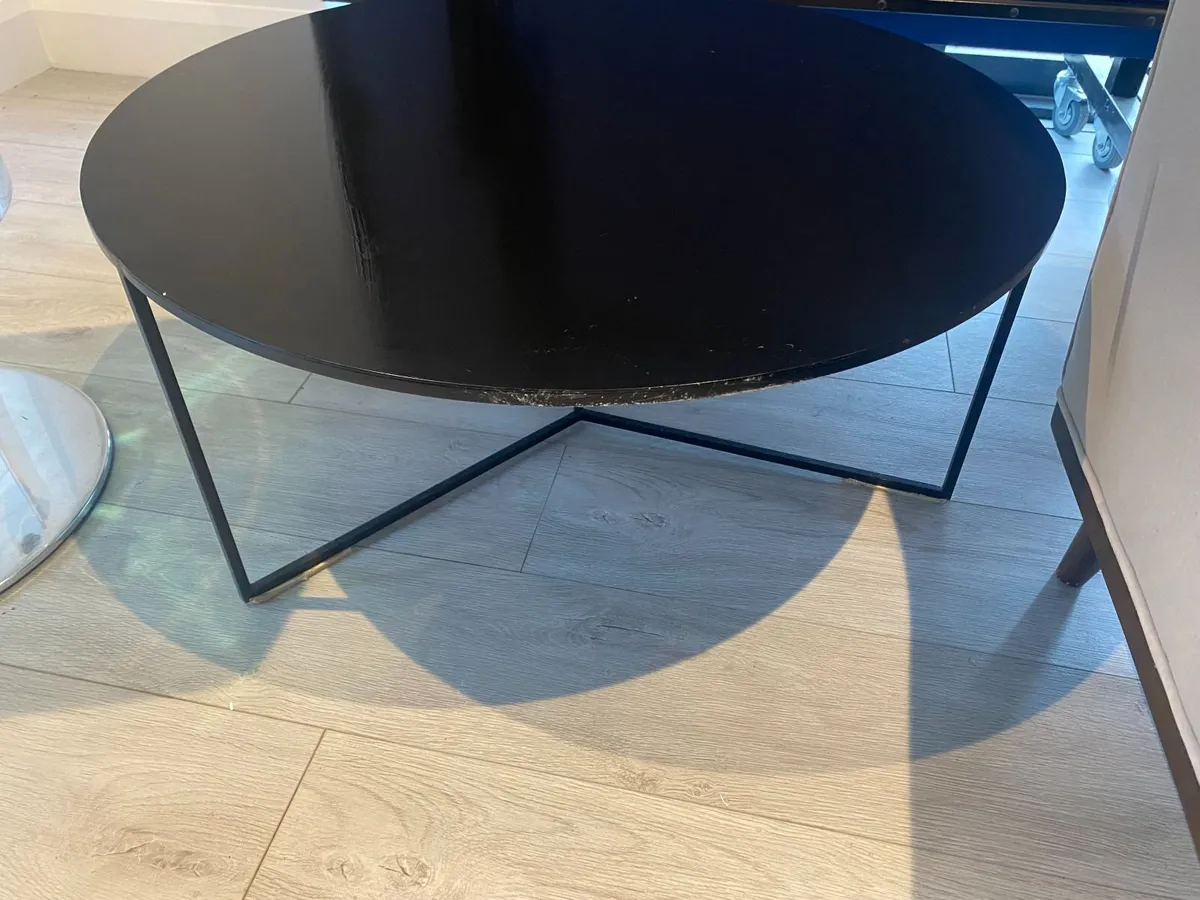 coffee table - Image 1