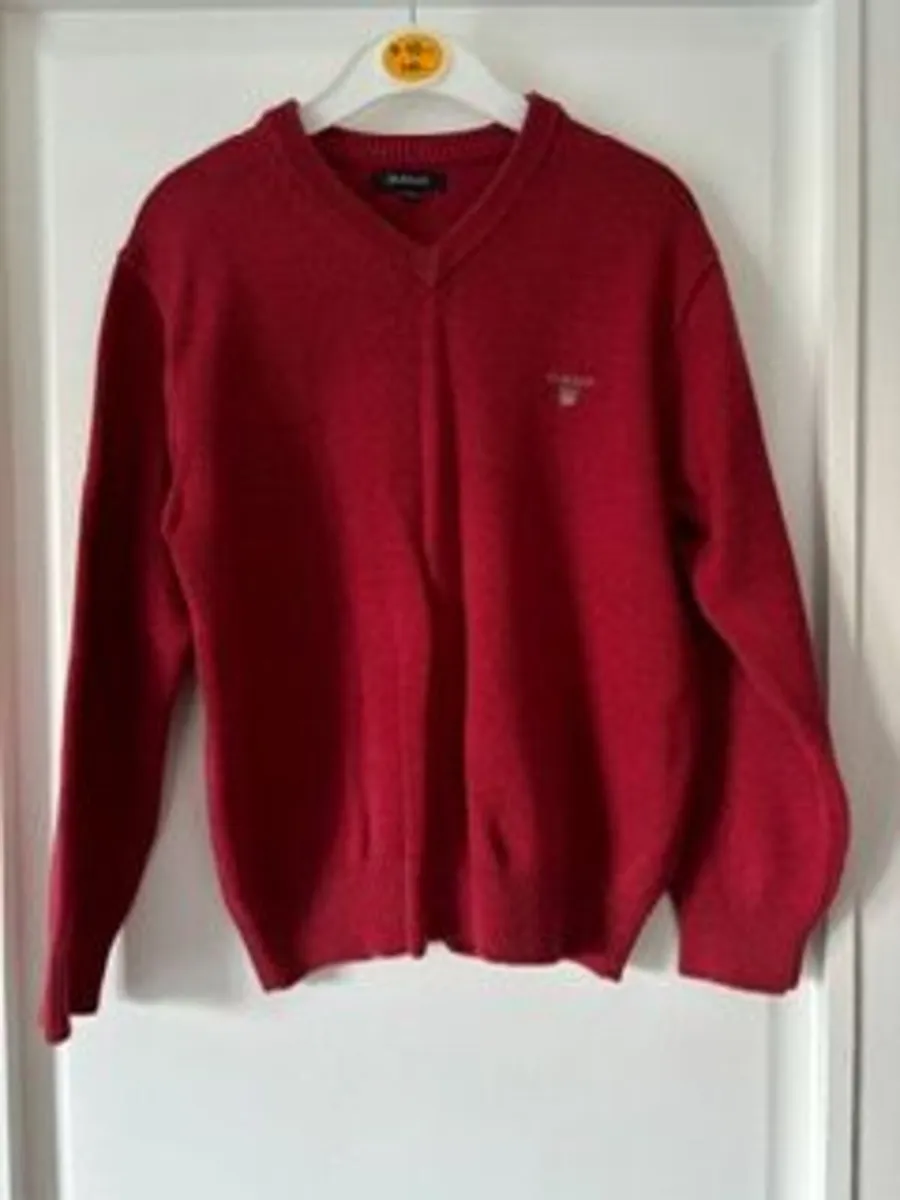 Gant shirt and Jumper age 9-10 - Image 2