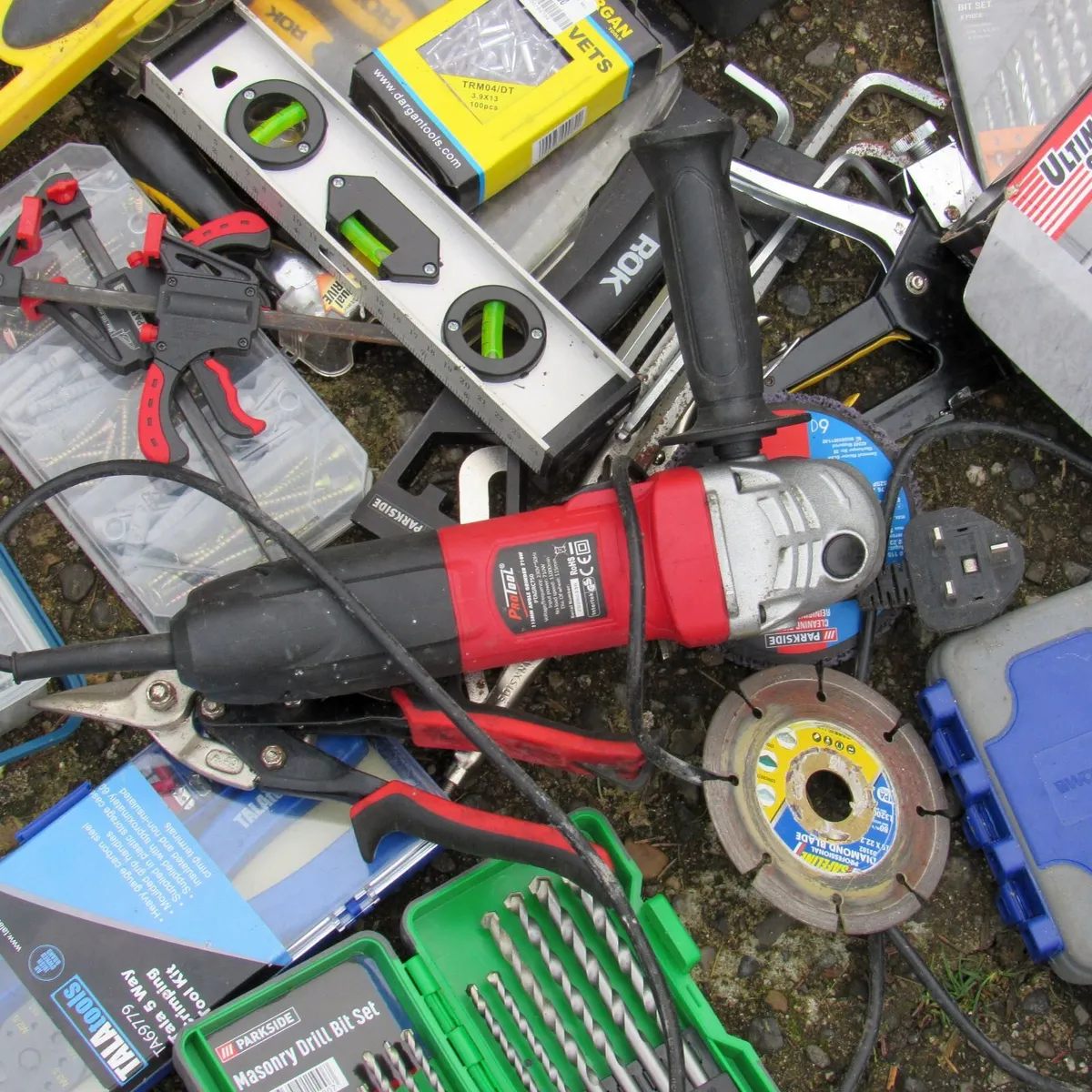 DIY Tool Bundle Drill, Grinder, Charger, Bits etc - Image 3