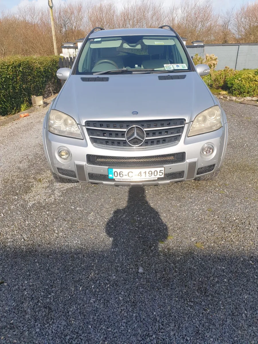 Mercedes 320 Jeep - Image 3