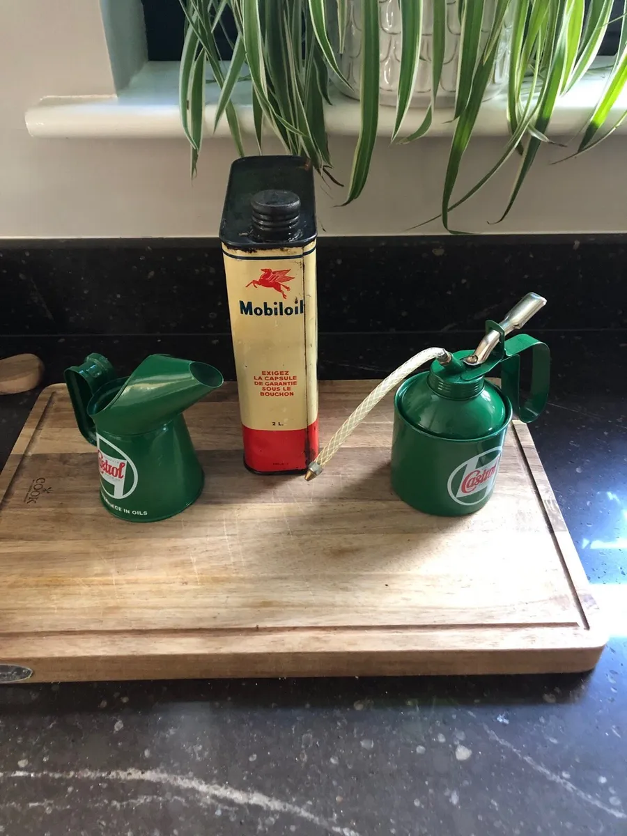 Collectible oil cans - Image 3