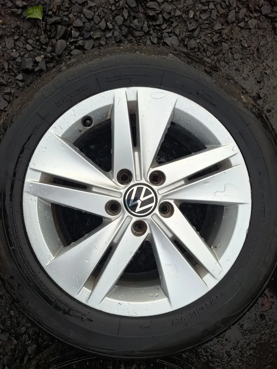 16" Genuine Vw Alloys with tyres - Image 2
