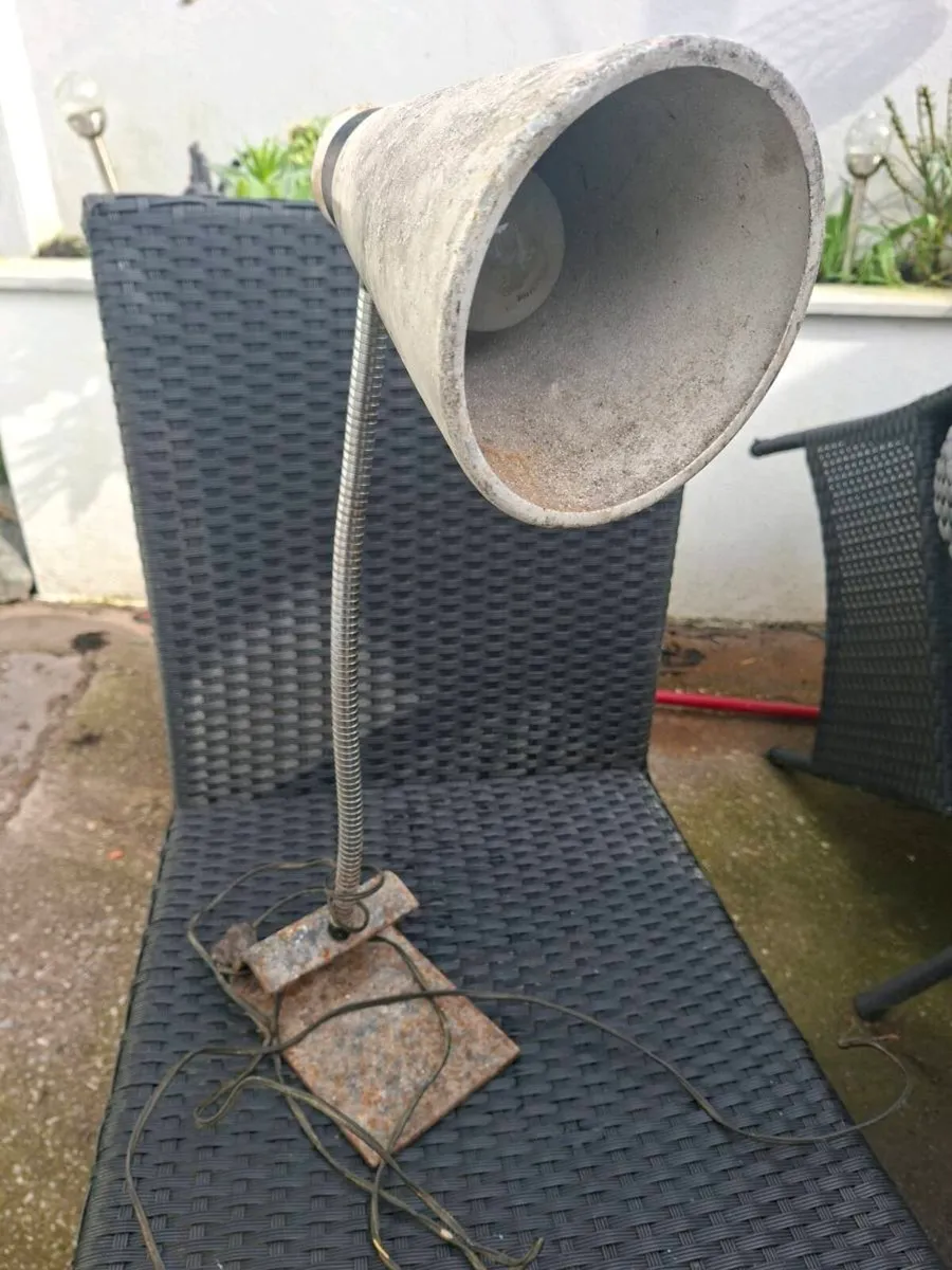 1960's Industrial heavy duty Gooseneck Desk Lamp - Image 1