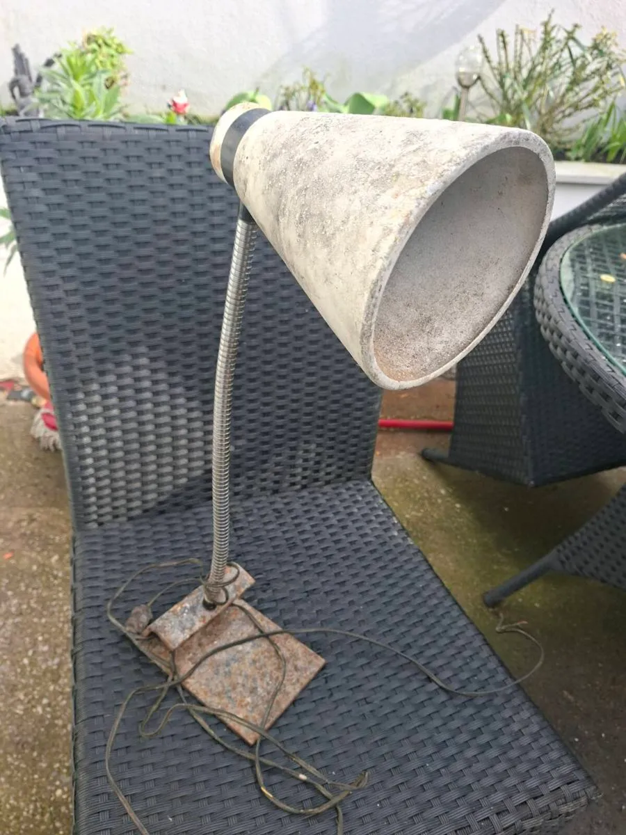 1960's Industrial heavy duty Gooseneck Desk Lamp - Image 2