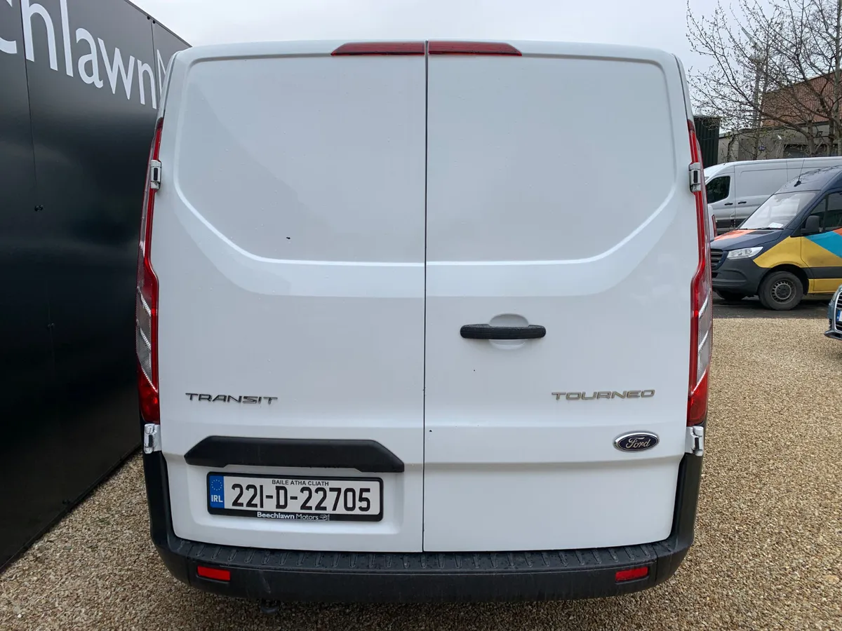 FORD TRANSIT CUSTOM 2.0 TDCI 105 PS SWB - Image 4