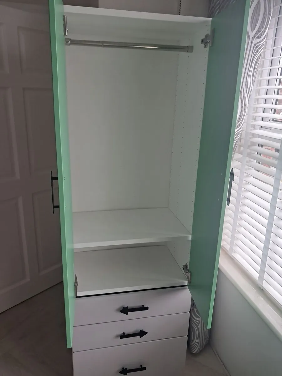 Kids Wardrobe - Image 2