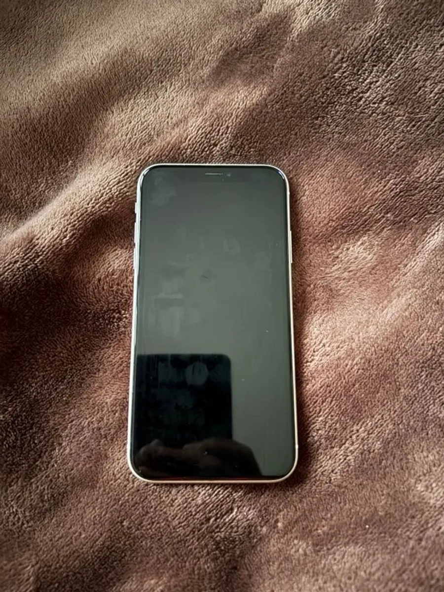 Iphone Xr - Image 1
